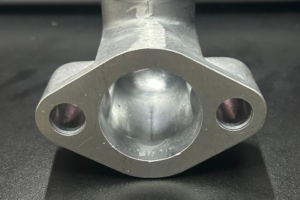 Conexão da Sucção de Óleo 3351035 Para Motor Cummins